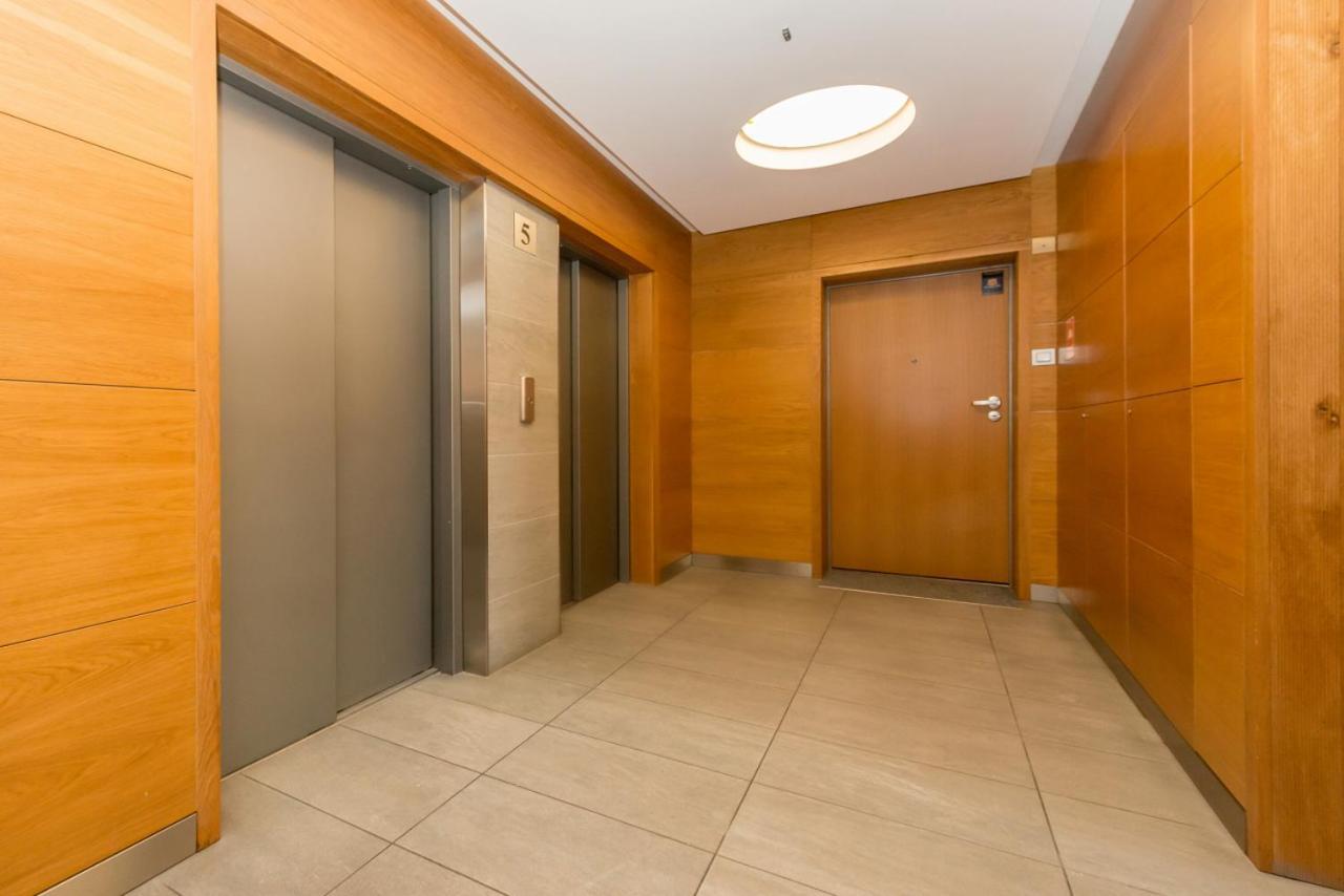 Gdanski Business Center Apartments ワルシャワ エクステリア 写真